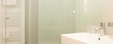 Badezimmer im Hotelzimmer